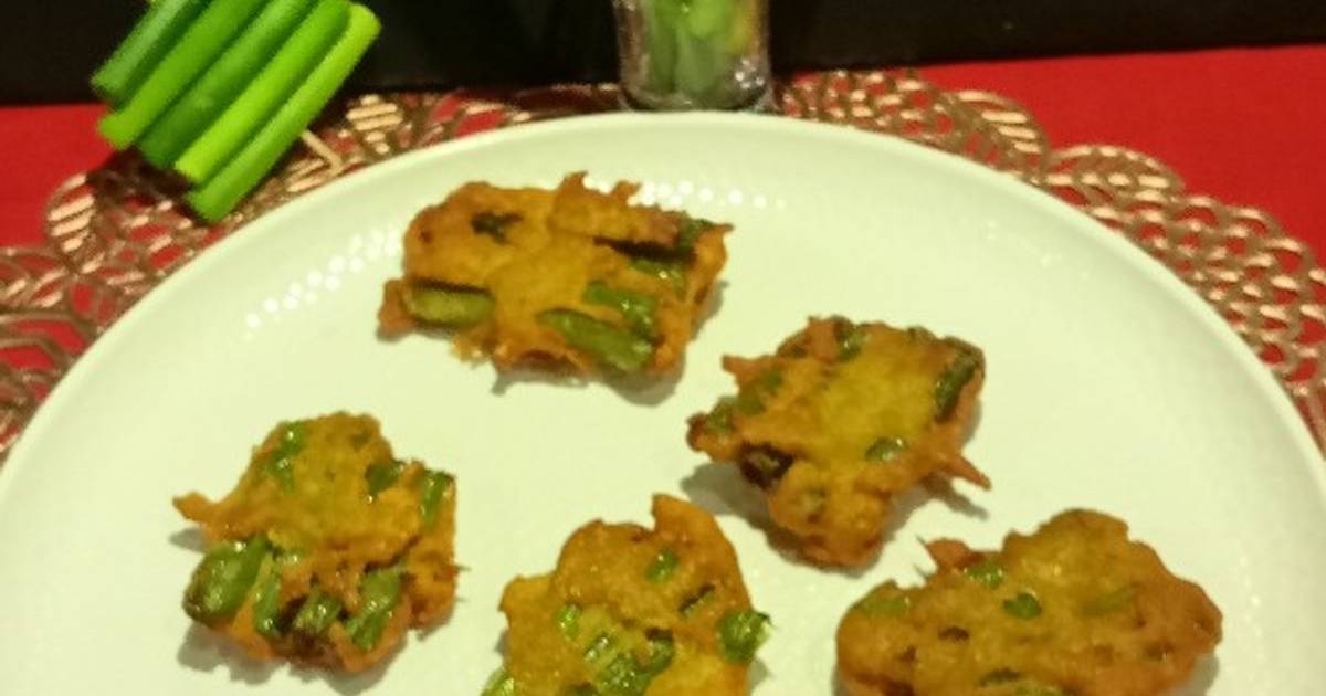 Piyaz Koli (Onion Flower Stalks) Bhela Bhaja Recipe by Rita Talukdar