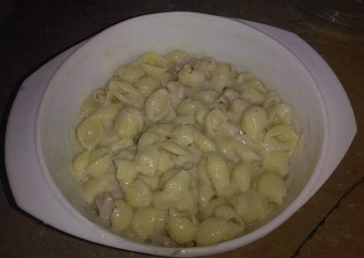 Simple Way to Prepare Homemade White Sauce pasta