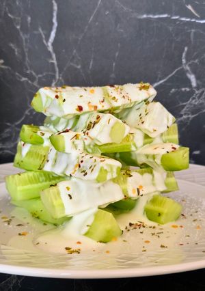Una foto de Pepinos con leche agria 🥒 Capítulo: cocinando en Islandia 🇮🇸 🥰