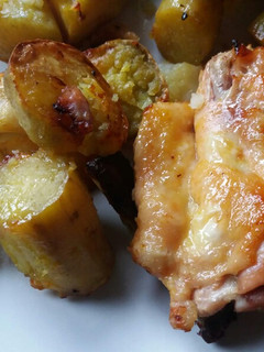 Una foto de Alitas de pollo a la mostaza y miel