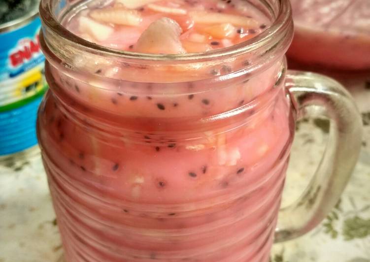 Resep: Es Timun Suri Susu Selasih Cocopandan yang Gurih