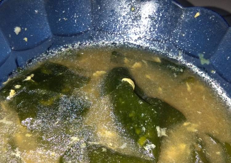 Soup rumput laut