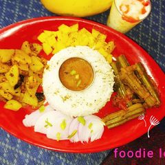 A picture of Lunch platter veg.