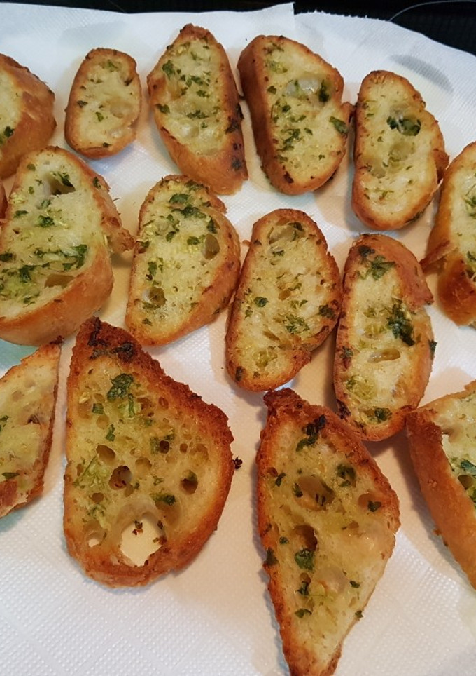 Una foto de Pan de ajo