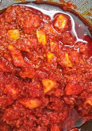 A picture of Raw mango instant pickle.