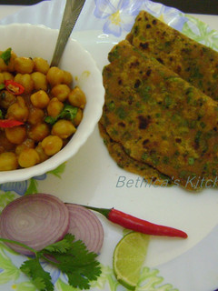 A picture of Spring Onion Paratha.