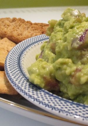 Una foto de Guacamole casero