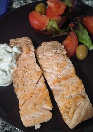Una foto de Filetes de salmón congelados a la griega