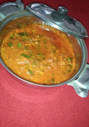 A picture of Tamater ki chutney.