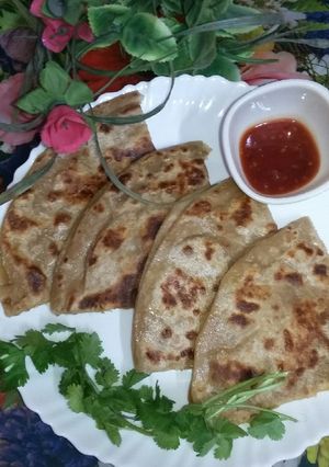 A picture of Veg mix puratha.