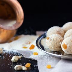 A picture of Rava Laddoo.