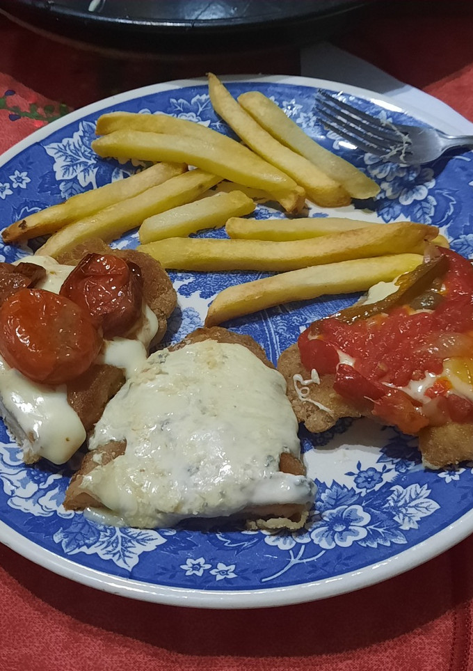 Una foto de 3 milanesas 3 sabores