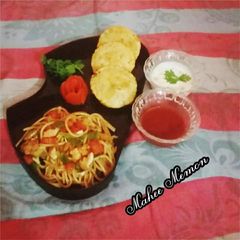 A picture of Chicken chinees Round parcel Samosa.