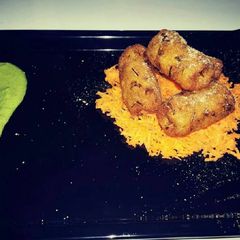 A picture of Semolina potato roll.