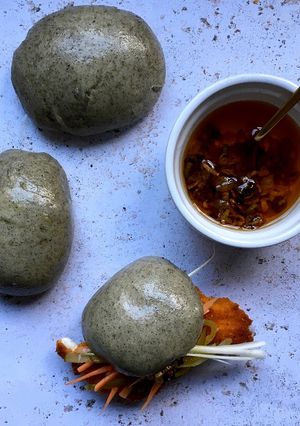 A picture of Pebbles - steamed buns.