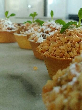 Recipe Apple crumble tart which So Delicious