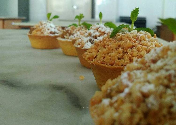 Recipe of Super Quick Homemade Apple crumble tart