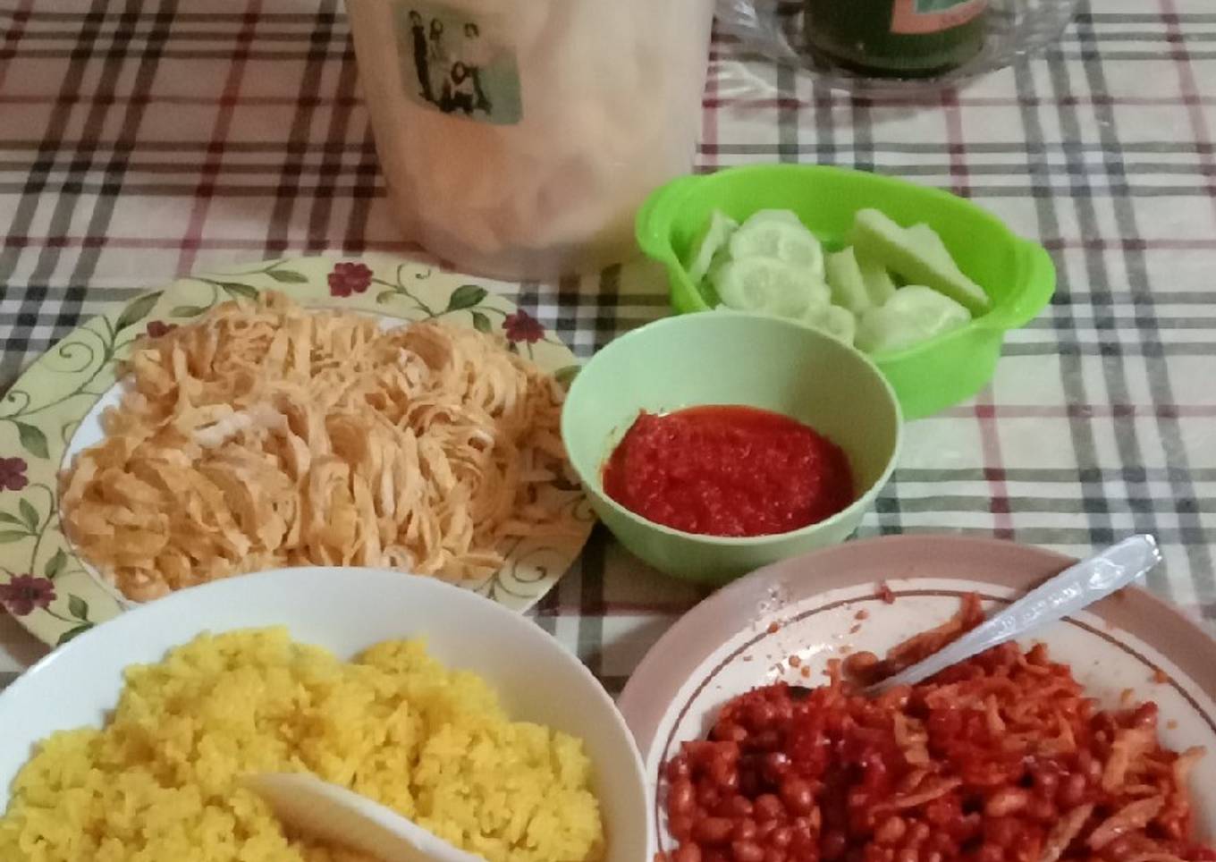 Nasi kuning racik ayam