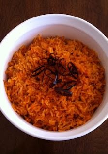 Una foto de Arroz al guajillo