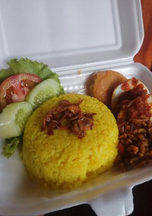 Foto resep Nasi kuning gurih praktis pakai magicom