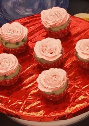 A picture of Gulkand cup cake.