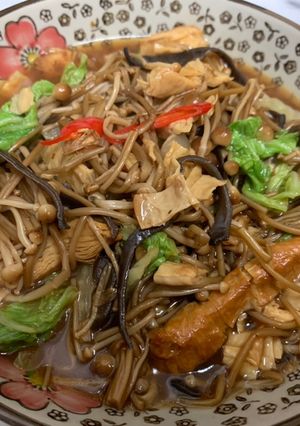 金滑菇燴白菜 的食譜成品照片