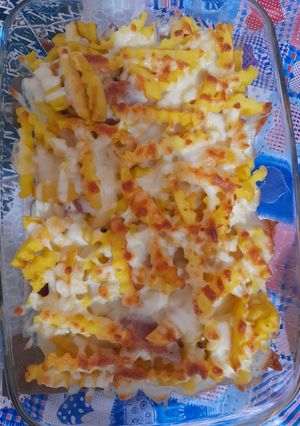 عکسی از دستور چیپس و پنیر به روش سیبزمین سرخ کرده بازاری😋 محبوب شوهرم 😁