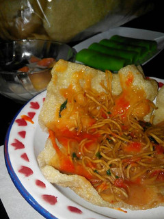 Foto resep Kerupuk Leak (kuah sate padang)
