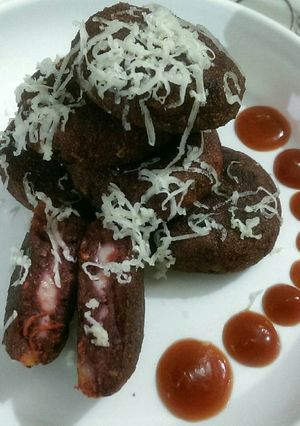 A picture of Cheesy Beetroot cutlet.