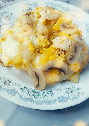 عکسی از دستور گراتن مرغ و سیب زمینی🤤