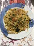 Pasta zucchine e gamberetti