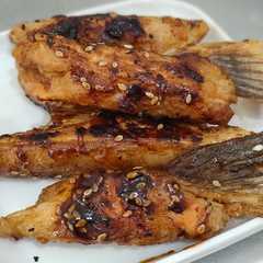 รูปของ Grilled salmon fin