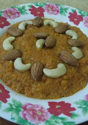A picture of Gajar ka halwa.