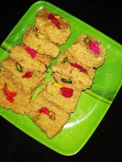 সুজির বরফি(soojir barfi recipe in Bengali) রেসিপির প্রধান ছবি