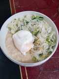 Oatmeal dengan Telur dan sayuran