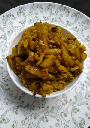 ফুলকপি ভাজি রেসিপির প্রধান ছবি