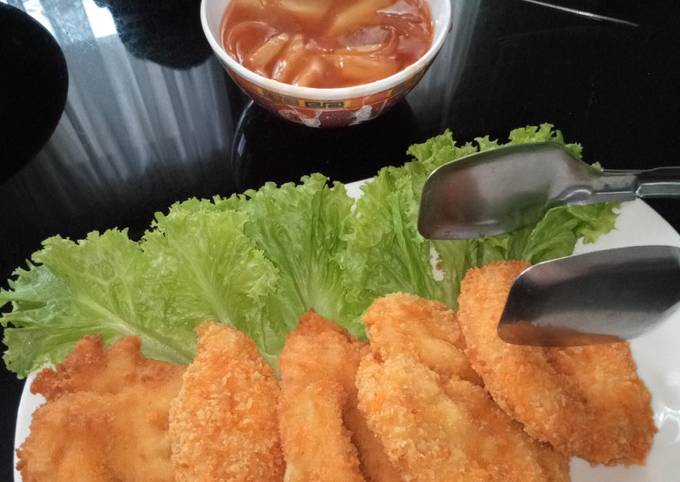 Fillet ayam tepung bumbu italia dengan saus sambal manis nanas