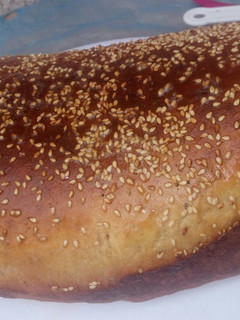 A picture of Sesame bread.