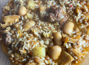 Una foto de Guiso de mondongo con arroz