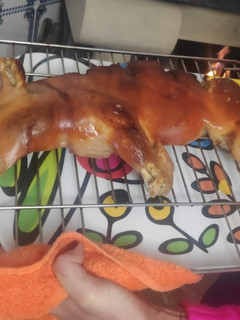 Una foto de Cochinillo al horno