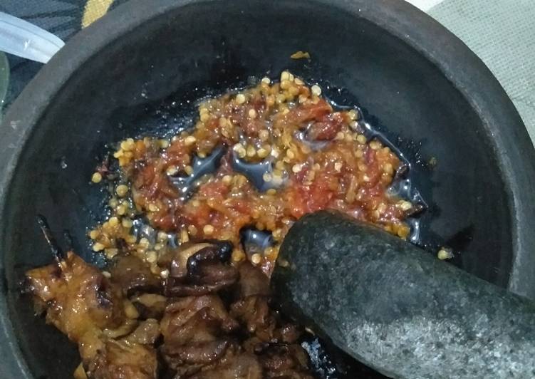 Sate kulit Sambel korek
