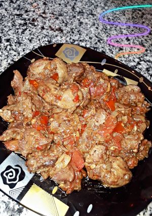 صورة لوصفة كبد وقوانص بتقلية الطماطم 🍎😋