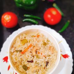 A picture of Chinese Veg fried rice.