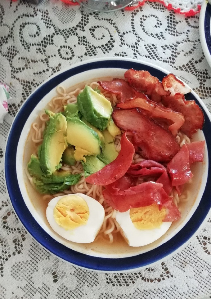 Una foto de Ramen fácil y económico