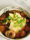 Canh Măng Củ Tươi Nấu Nấm Rơm và Ngưu Bàng
