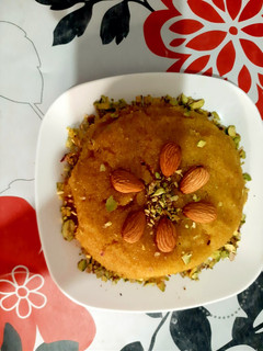 रवा केसरी (Rava kesari recipe in hindi) रेसिपी मुख्य फोटो