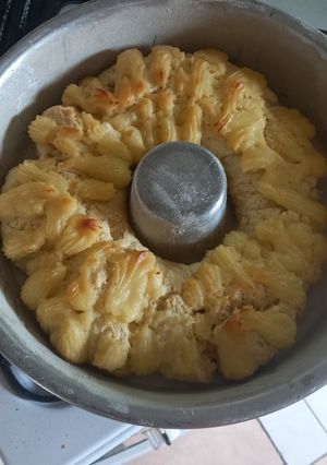 Una foto de Rosca con crema pastelera