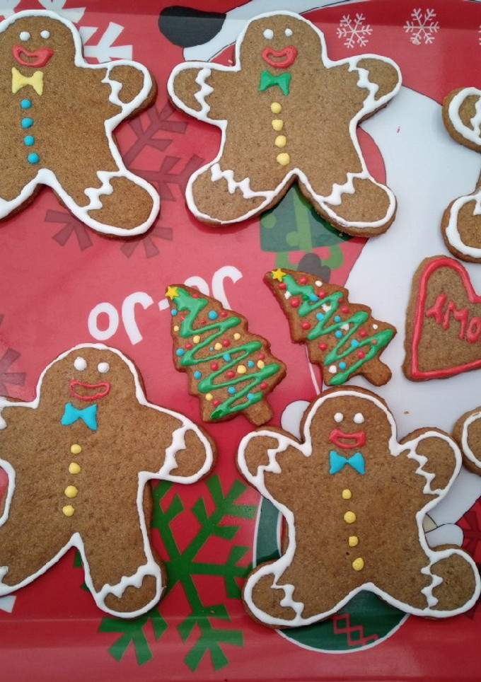 Una foto de Galletas de jengibre navideñas