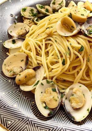 Una foto de Pasta con Vongole y champiñones