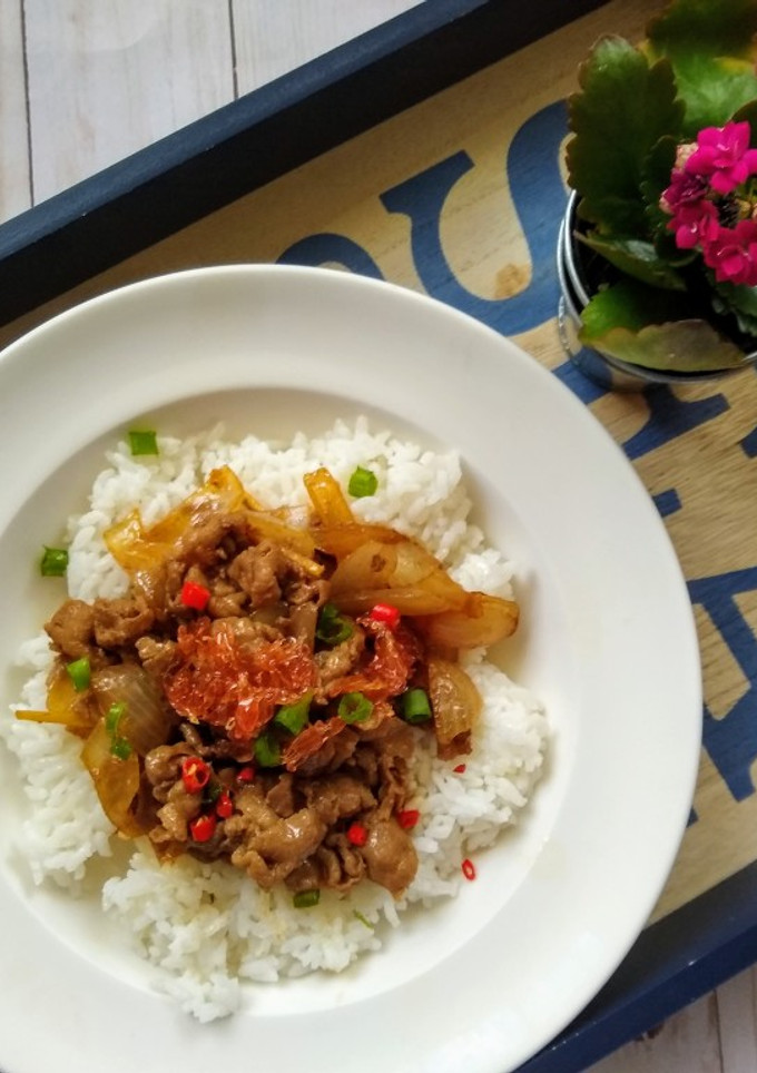 【中秋佳節】柚香豚飯(簡易快速一鍋到底15分鐘) 的食譜成品照片